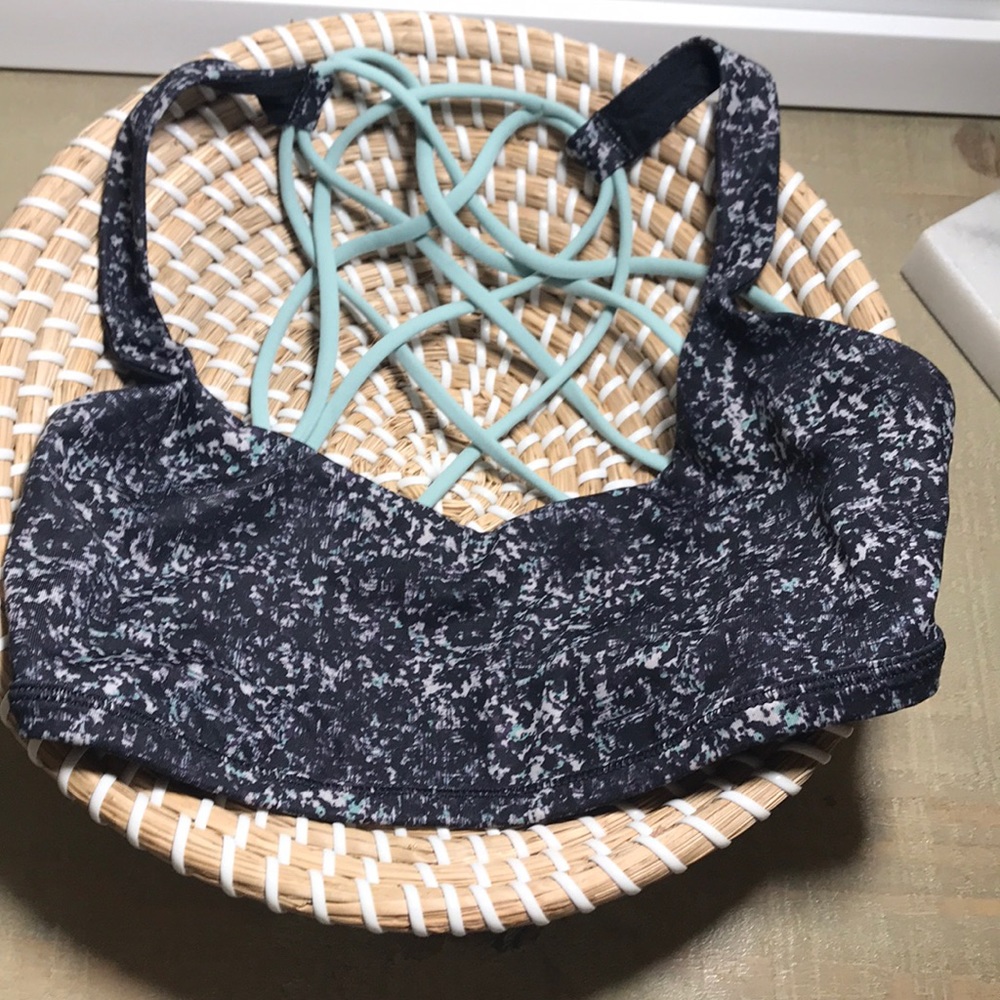 Lululemon bra